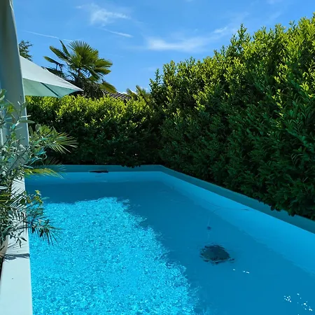 Sunset Pool Escape Apartment Orselina